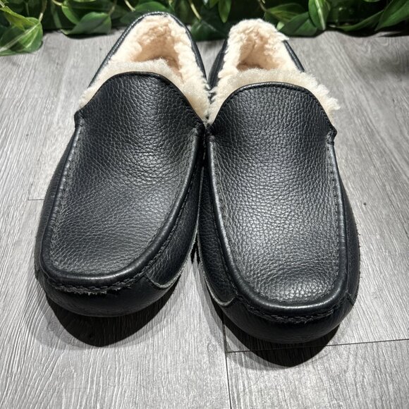 UGG Slip-On Slipper 5379B Men\'s 10 Black Leather Faux Fur Insole Comfort main image 10